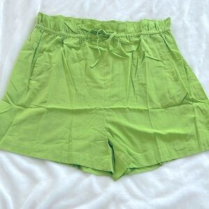 Lime green ruffle waist shorts, size 3X